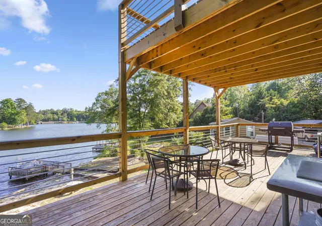 Photo 2 of Single family home for sale at 10 Park Rd, Jackson, GA 30233 | MLS# 10825954 | Listing updated on 2026-09-06
