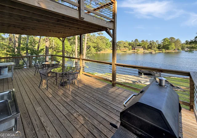 Photo 3 of Single family home for sale at 10 Park Rd, Jackson, GA 30233 | MLS# 10825954 | Listing updated on 2026-09-06