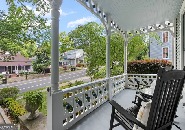 Photo 4 of Single family home for sale at 56 W Washington St, Newnan, GA 30263 | MLS# 10844614 | Listing updated on 2026-09-11