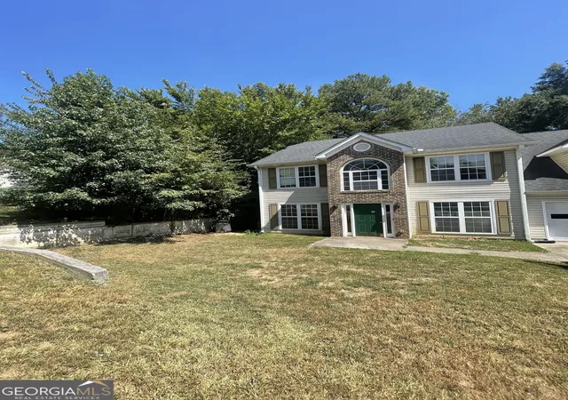 Photo 3 of Single family home for sale at 701 Simon Park Cir, Lawrenceville, GA 30045 | MLS# 10838082 | Listing updated on 2026-09-16