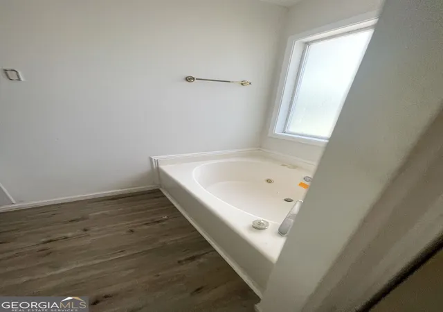 Photo 4 of Single family home for sale at 701 Simon Park Cir, Lawrenceville, GA 30045 | MLS# 10838082 | Listing updated on 2026-09-16