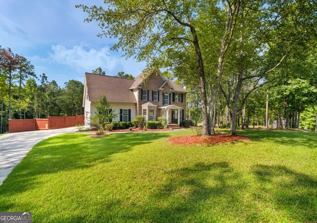 Photo 2 of Single family home for sale at 149 Lakeloch Dr, Lizella, GA 31052 | MLS# 10841168 | Listing updated on 2026-09-09