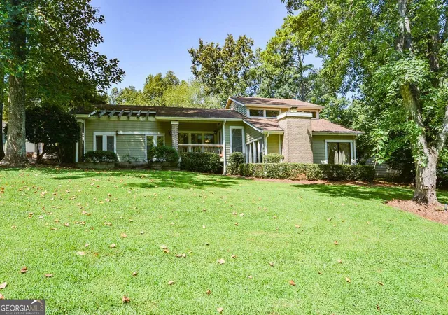 Photo 2 of Single family home for sale at 6838 Springwood Dr, Douglasville, GA 30135 | MLS# 10840082 | Listing updated on 2026-09-15