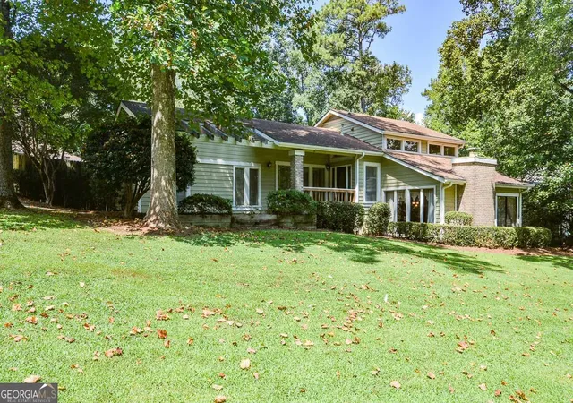 Photo 3 of Single family home for sale at 6838 Springwood Dr, Douglasville, GA 30135 | MLS# 10840082 | Listing updated on 2026-09-15