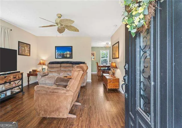 Photo 3 of Single family home for sale at 56 Stonegate Dr, Cedartown, GA 30125 | MLS# 10842022 | Listing updated on 2026-10-08