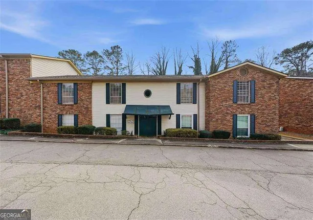 Photo 35 of Condo for sale at 5506 Kingsport Dr, Sandy Springs, GA 30342 | MLS# 10838248 | Listing updated on 2026-09-02