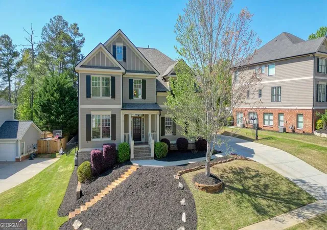 Photo 2 of Single family home for sale at 302 Grant Ct, Canton, GA 30114 | MLS# 10845457 | Listing updated on 2026-09-28