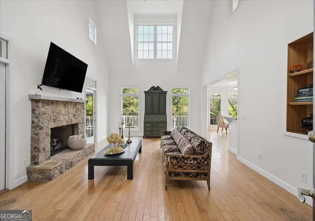 Photo 4 of Single family home for sale at 6533 W Armuchee Rd, Summerville, GA 30747 | MLS# 10850992 | Listing updated on 2026-10-06