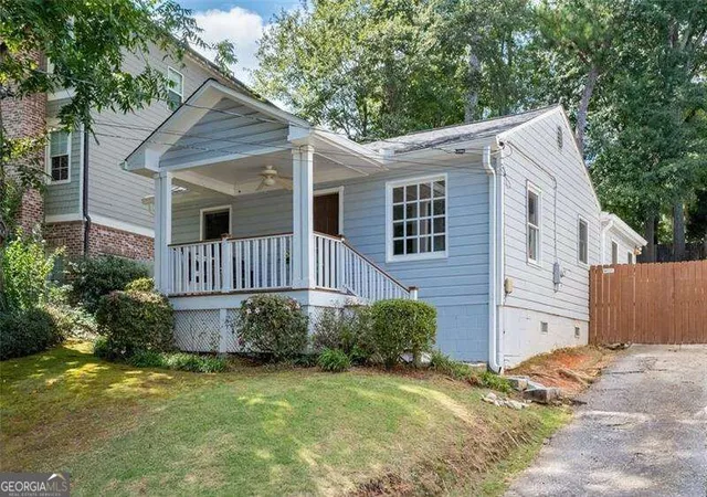 Photo 2 of Single family home for sale at 2640 Apple Valley Rd NE, Brookhaven, GA 30319 | MLS# 10853528 | Listing updated on 2026-10-09