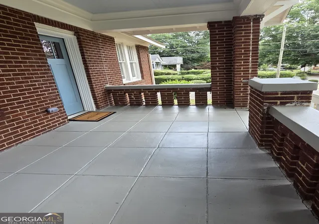 Photo 4 of Single family home for sale at 1025 Katherwood Dr SW, Atlanta, GA 30310 | MLS# 10805152 | Listing updated on 2026-09-19