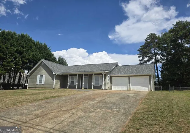 Photo 1 of Single family home for sale at 10404 Iron Gate Ln, Jonesboro, GA 30238 | MLS# 10844765 | Listing updated on 2026-09-11