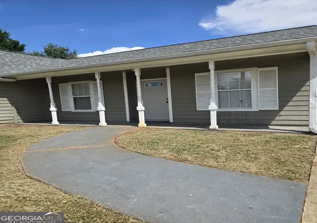 Photo 2 of Single family home for sale at 10404 Iron Gate Ln, Jonesboro, GA 30238 | MLS# 10844765 | Listing updated on 2026-09-11