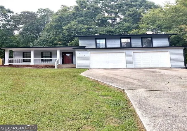 Photo 1 of Single family home for sale at 817 Forest Path, Stone Mountain, GA 30088 | MLS# 10840796 | Listing updated on 2026-09-18