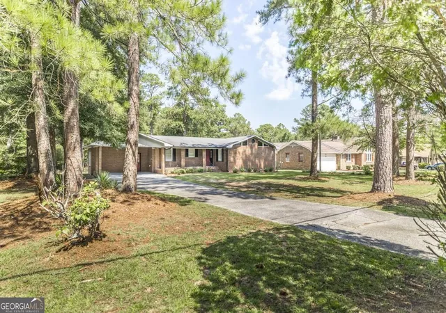Photo 1 of Single family home for sale at 3878 Hitchcock Rd, Macon, GA 31217 | MLS# 10840734 | Listing updated on 2026-09-18