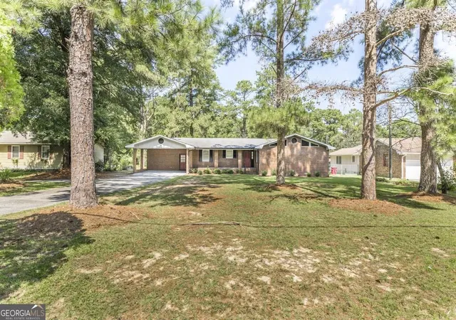 Photo 2 of Single family home for sale at 3878 Hitchcock Rd, Macon, GA 31217 | MLS# 10840734 | Listing updated on 2026-09-18