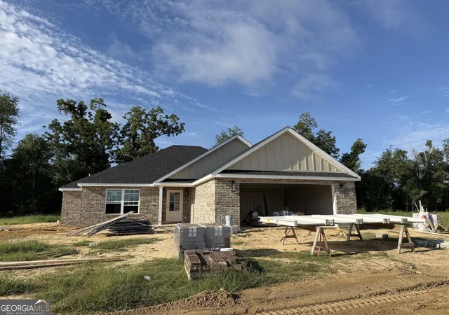 Photo 1 of Single family home for sale at 122 Parker Pl, Lyons, GA 30436 | MLS# 10811965 | Listing updated on 2026-09-18