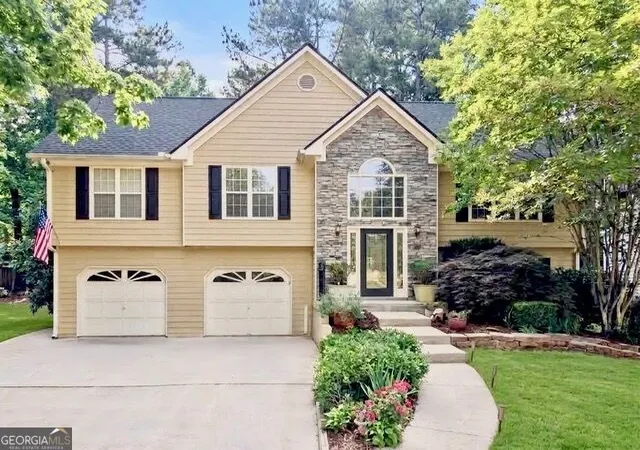 Photo 1 of Single family home for sale at 402 Township Ln, Woodstock, GA 30189 | MLS# 10843379 | Listing updated on 2026-09-10