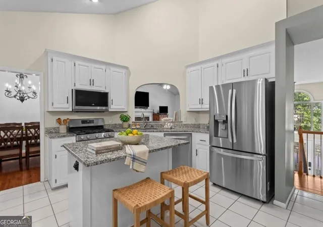 Photo 2 of Single family home for sale at 402 Township Ln, Woodstock, GA 30189 | MLS# 10843379 | Listing updated on 2026-09-10
