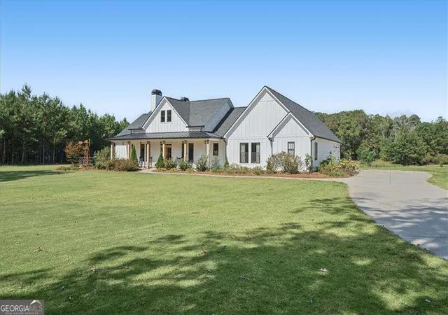 Photo 3 of Sale Pending at 95 Jimmie Nelson Rd, Kingston, GA 30145 | MLS# 10839204 | Listing updated on 2026-09-11