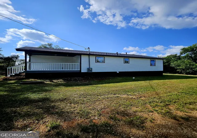 Photo 1 of Single family home for sale at 225 W Tinsley St, Griffin, GA 30223 | MLS# 10851016 | Listing updated on 2026-10-06