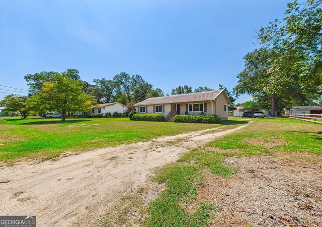 Photo 4 of Single family home for sale at 613 Duncan Ave, Unadilla, GA 31091 | MLS# 10841844 | Listing updated on 2026-09-08