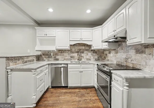 Photo 4 of Single family home for sale at 1545 Old Spring House Ln, Atlanta, GA 30338 | MLS# 10835489 | Listing updated on 2026-10-18