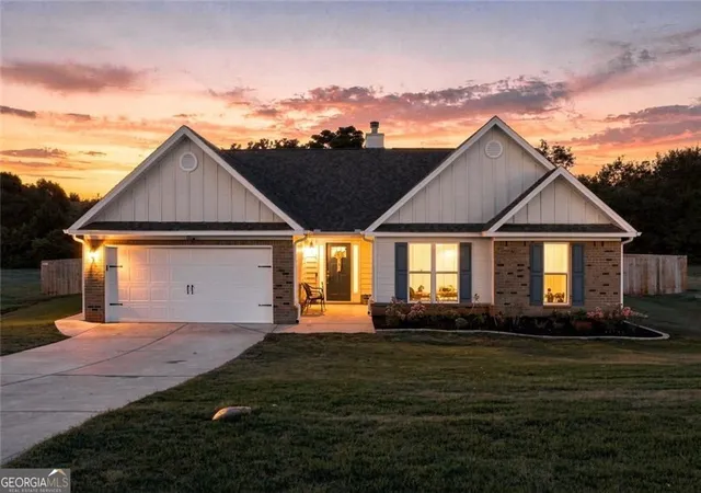 Photo 1 of Single family home for sale at 156 Brookland Ct, Winder, GA 30680 | MLS# 10839054 | Listing updated on 2026-10-05