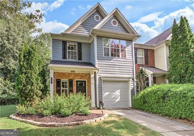 Photo 2 of Townhouse for sale at 230 Magnolia Leaf Dr, Woodstock, GA 30188 | MLS# 10848700 | Listing updated on 2026-10-02