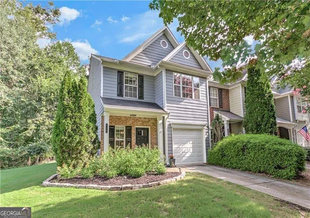 Photo 3 of Townhouse for sale at 230 Magnolia Leaf Dr, Woodstock, GA 30188 | MLS# 10848700 | Listing updated on 2026-10-02