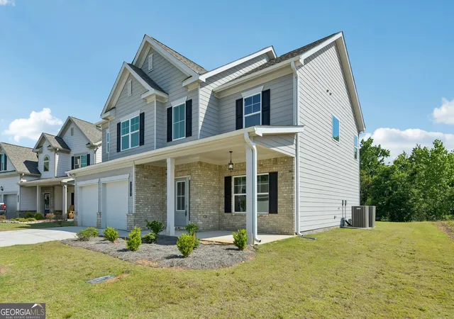 Photo 3 of Sale Pending at 145 Greenview Ct, Homer, GA 30547 | MLS# 10846091 | Listing updated on 2026-10-09
