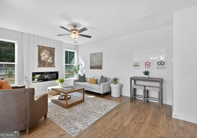 Photo 3 of Townhouse for sale at 135 Windsor Park Ct, Jefferson, GA 30549 | MLS# 10841640 | Listing updated on 2026-09-08