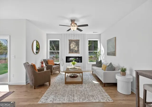 Photo 4 of Townhouse for sale at 135 Windsor Park Ct, Jefferson, GA 30549 | MLS# 10841640 | Listing updated on 2026-09-08