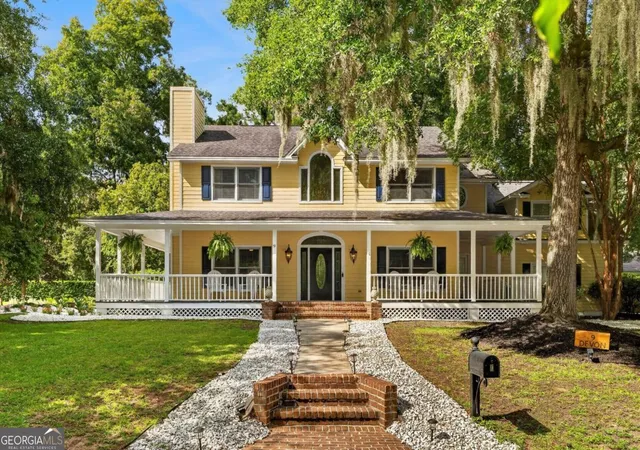 Photo 2 of Single family home for sale at 9 Devon Rd, Savannah, GA 31419 | MLS# 10826301 | Listing updated on 2026-09-12