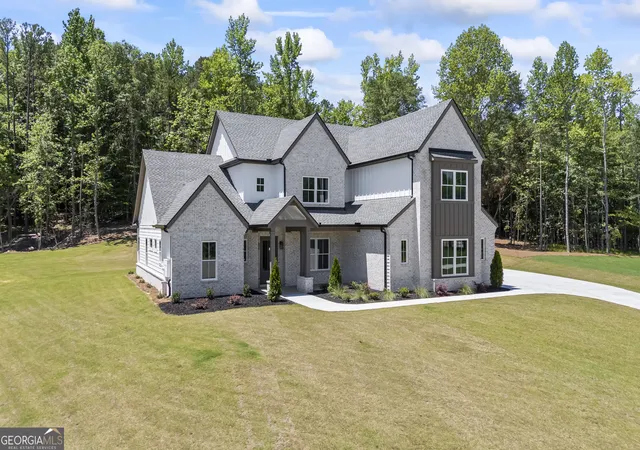 Photo 2 of Single family home for sale at 205 Chariot Ct, Jefferson, GA 30549 | MLS# 10842692 | Listing updated on 2026-09-09