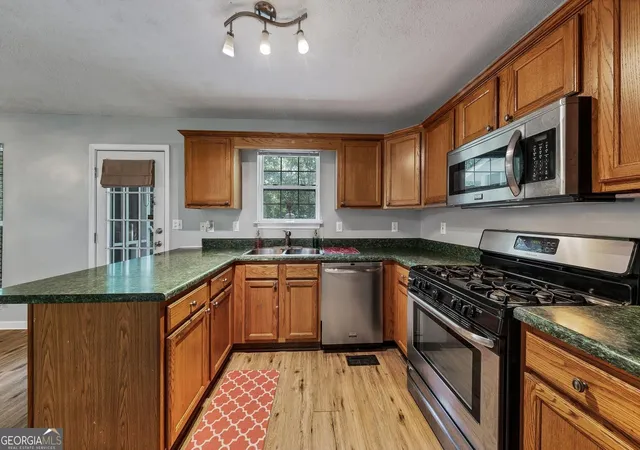 Photo 3 of Sale Pending at 6459 The Kings Way, Douglasville, GA 30135 | MLS# 10837563 | Listing updated on 2026-10-28