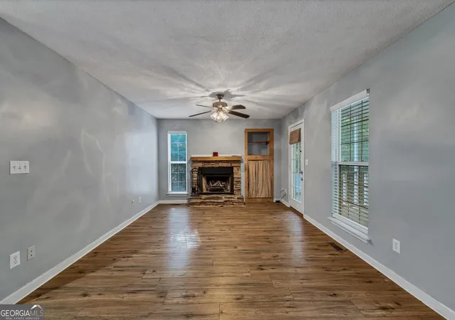 Photo 4 of Sale Pending at 6459 The Kings Way, Douglasville, GA 30135 | MLS# 10837563 | Listing updated on 2026-10-28