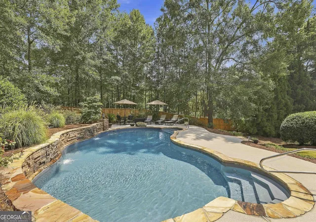 Photo 4 of Sale Pending at 112 Tullamore Trl, Tyrone, GA 30290 | MLS# 10848596 | Listing updated on 2026-10-09