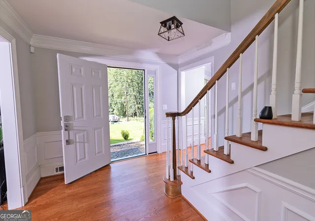 Photo 3 of Single family home for sale at 415 Spindle Ct, Sandy Springs, GA 30350 | MLS# 10839484 | Listing updated on 2026-10-20