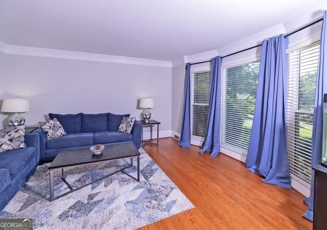 Photo 4 of Single family home for sale at 415 Spindle Ct, Sandy Springs, GA 30350 | MLS# 10839484 | Listing updated on 2026-10-20