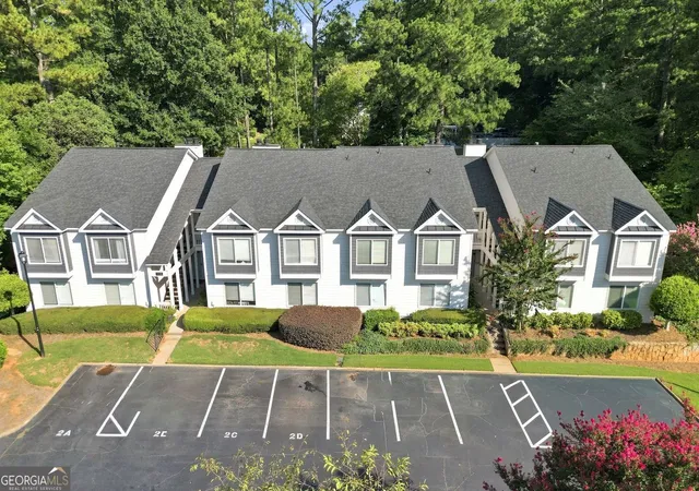 Photo 3 of Condo for sale at 27 Arbor End Se, Smyrna, GA 30080 | MLS# 10839955 | Listing updated on 2026-09-18