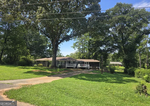 Photo 2 of Single family home for sale at 7379 Dexter Dr, Riverdale, GA 30296 | MLS# 10841825 | Listing updated on 2026-09-25