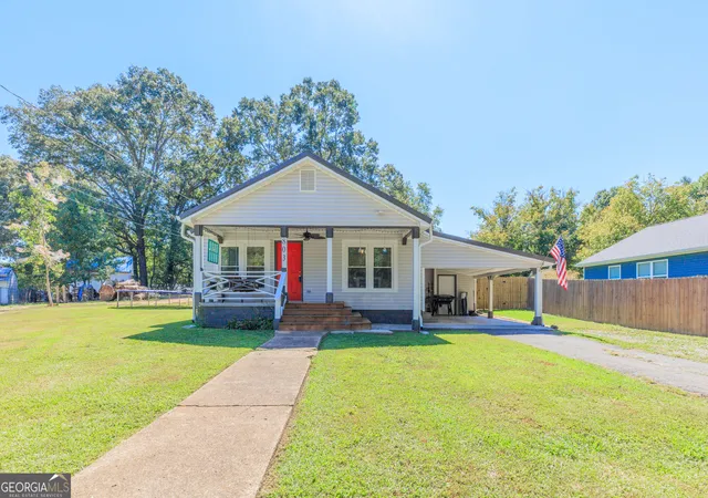 Photo 2 of Sale Pending at 803 Magnolia St, Lafayette, GA 30728 | MLS# 10843304 | Listing updated on 2026-10-07