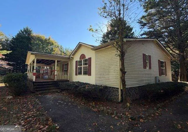 Photo 3 of Manufactured home for sale at 186 Alonzo Cain Rd, Dahlonega, GA 30533 | MLS# 10879210 | Listing updated on 2026-10-27