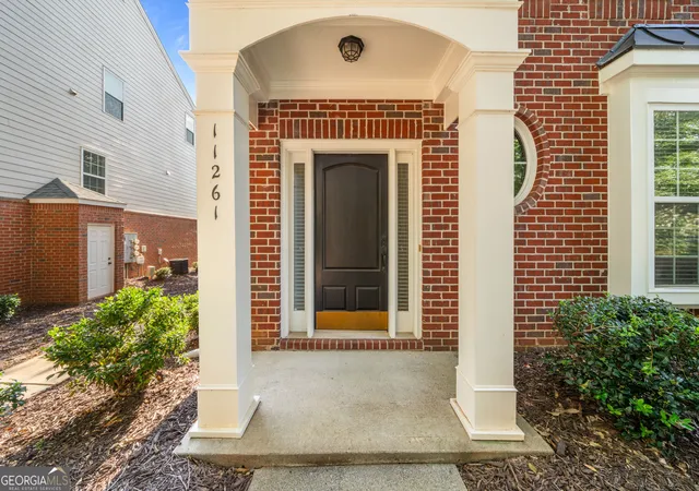 Photo 2 of Townhouse for sale at 11261 Musette Cir, Alpharetta, GA 30009 | MLS# 10843360 | Listing updated on 2026-09-17