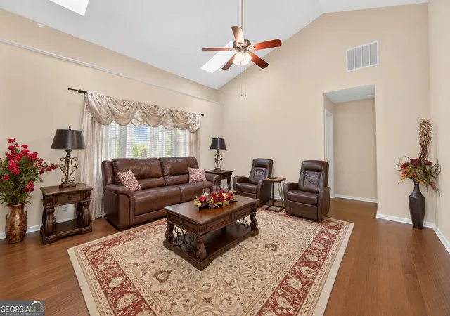 Photo 3 of Single family home for sale at 2955 Hillcreek Dr, Augusta, GA 30909 | MLS# 10778449 | Listing updated on 2026-09-11