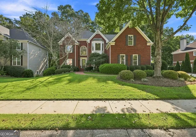 Photo 3 of Single family home for sale at 2726 Twin Leaf Trl, Marietta, GA 30062 | MLS# 10846940 | Listing updated on 2026-10-08