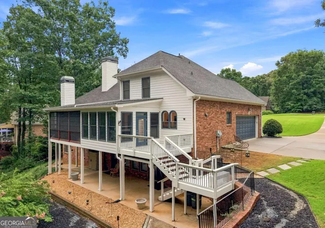 Photo 4 of Single family home for sale at 19 Stony Ct, Dawsonville, GA 30534 | MLS# 10814119 | Listing updated on 2026-09-20