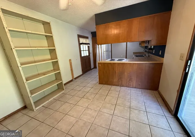 Photo 3 of Single family home for sale at 3427 Meadow Ln, Waycross, GA 31503 | MLS# 10879054 | Listing updated on 2026-10-27