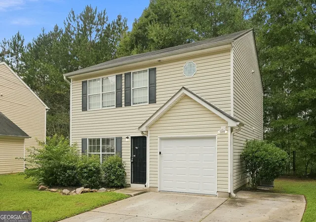 Photo 2 of Single family home for sale at 7060 Ravenwood Ln, Lithonia, GA 30038 | MLS# 10841945 | Listing updated on 2026-09-23