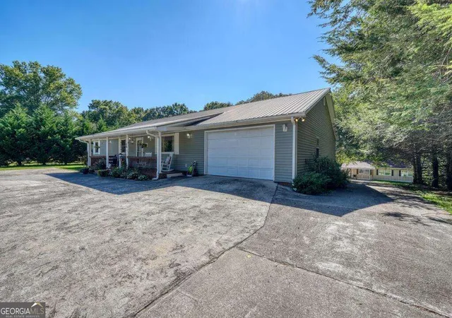Photo 1 of Single family home for sale at 161&177 Butterfly Ln, Blairsville, GA 30512 | MLS# 10838255 | Listing updated on 2026-09-17